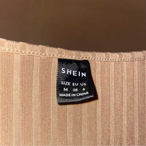 Beige Cropped Flowy V-Neck with Tie in Front - Picture 3 of 5